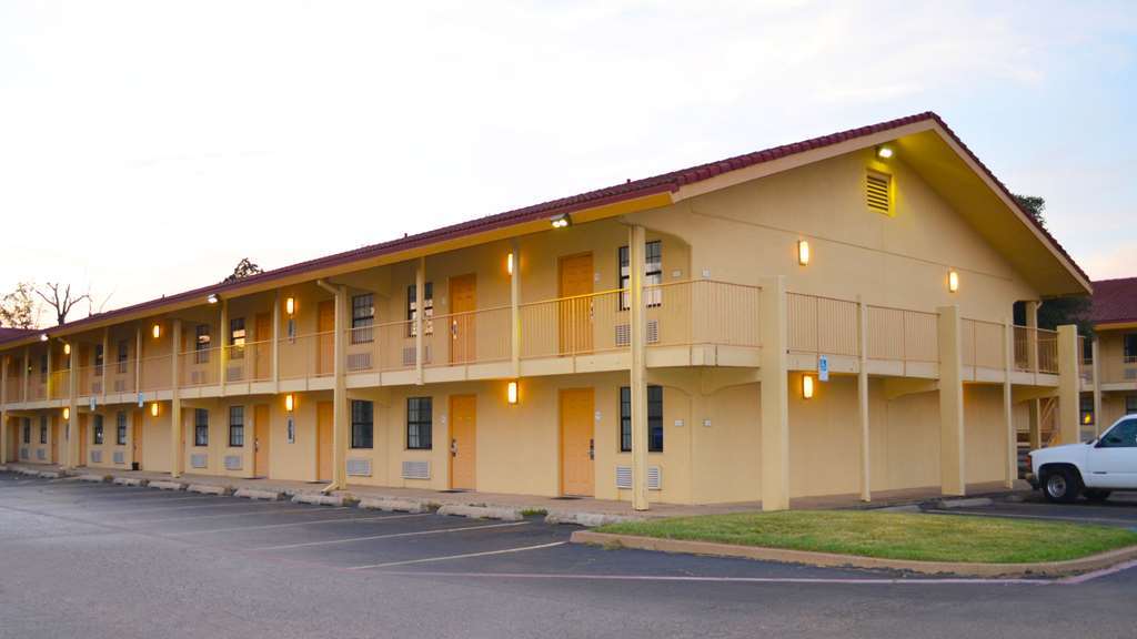 The Grand By Capital O Texarkana I-30 Exterior foto