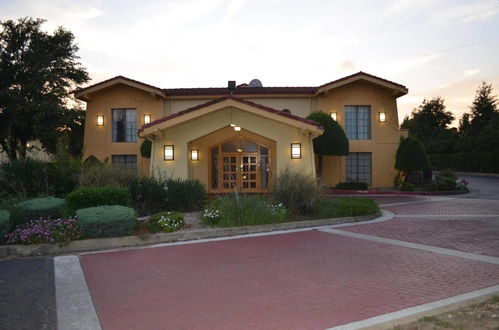 The Grand By Capital O Texarkana I-30 Exterior foto